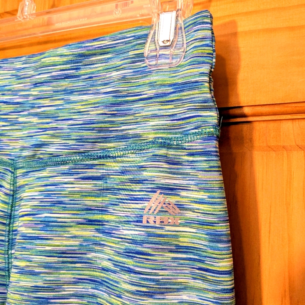 Reebok Bundle Women Medium Leggings Blue Green, Shorts Gray Pink Running Yoga - Picture 4 of 11